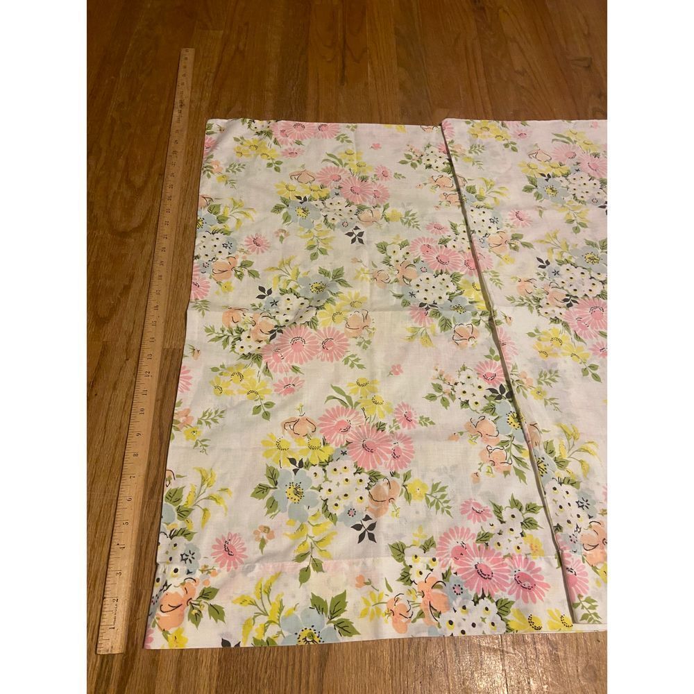 2 Marvelaire springmaid Vtg pillow case lot Usa‎